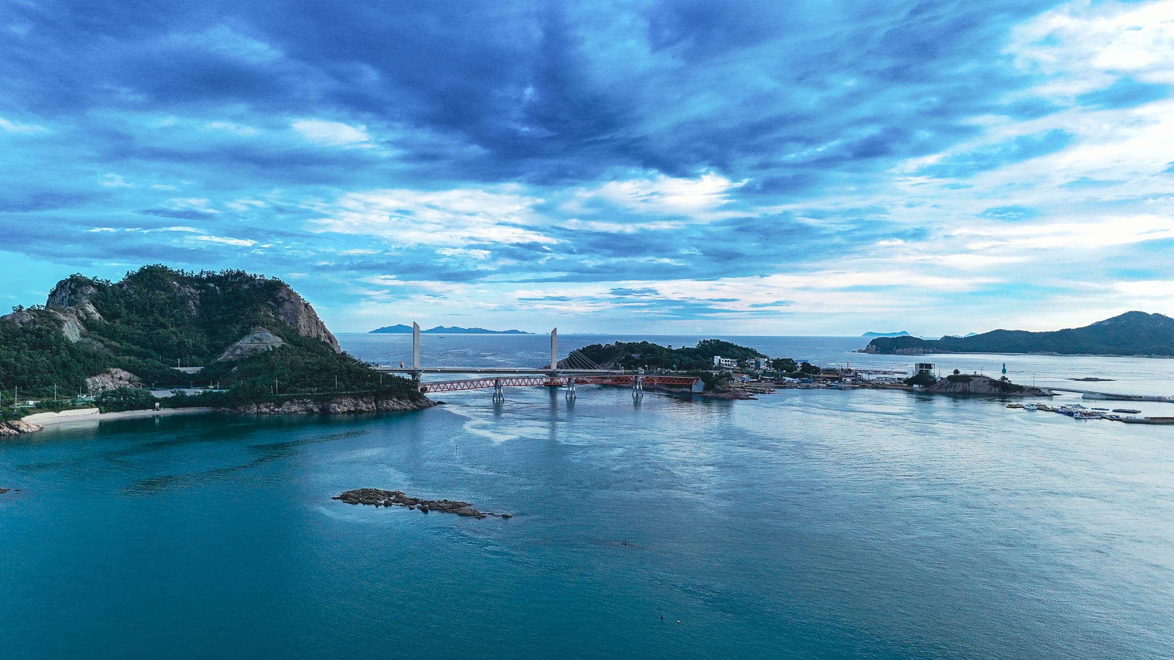 Islands and the long bridge