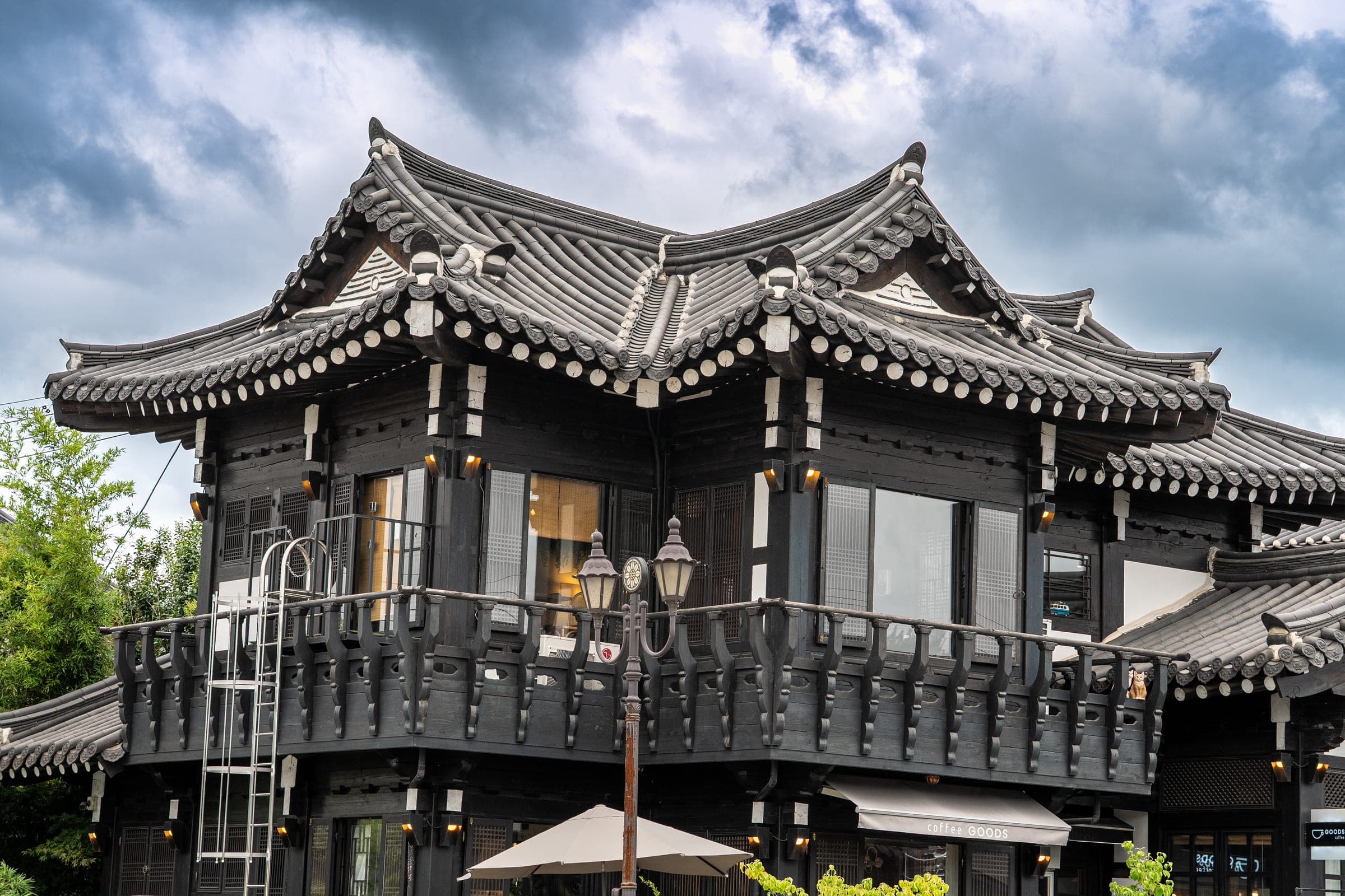 Hanok with a balcony