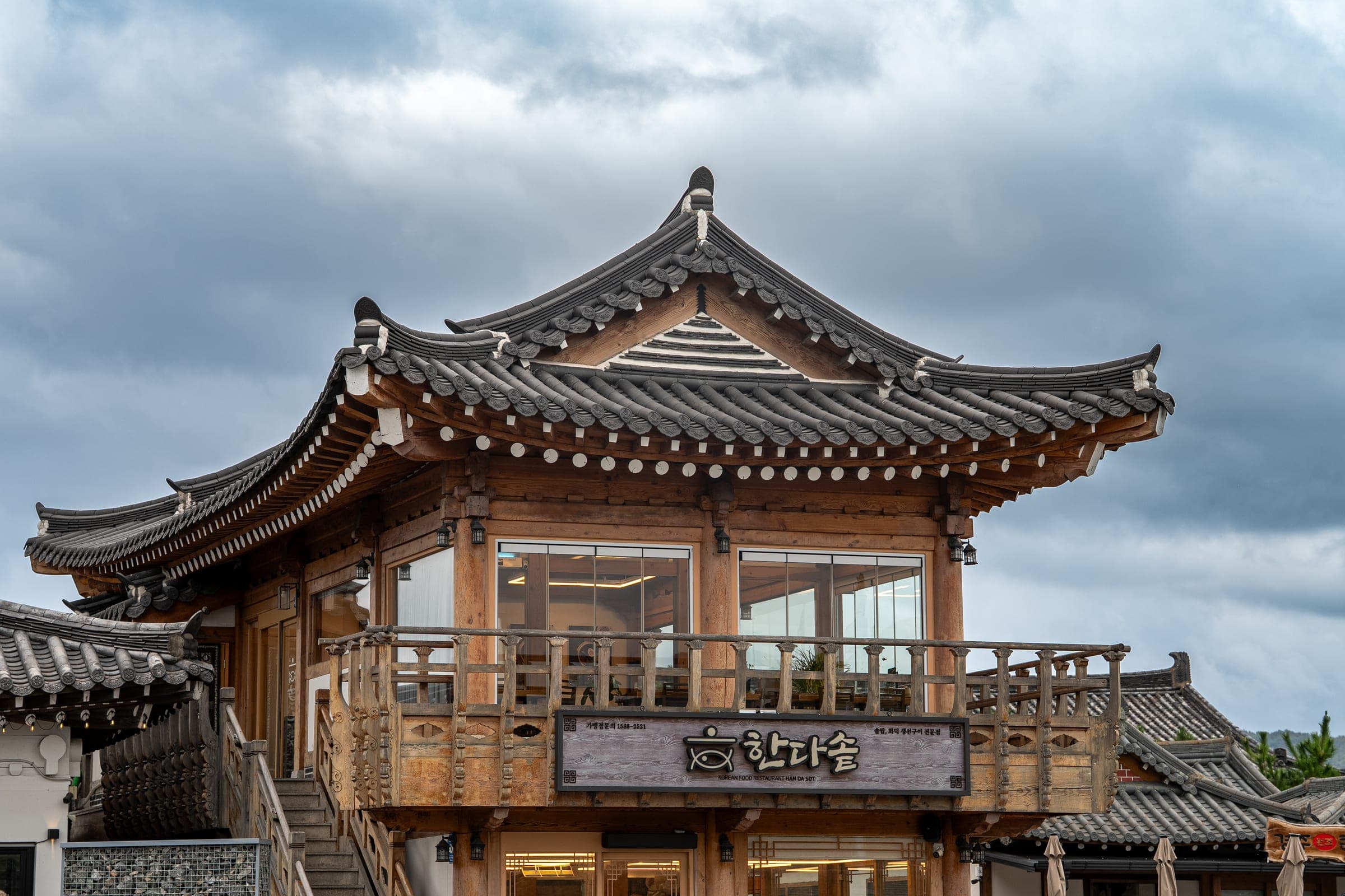 Timber hanok café